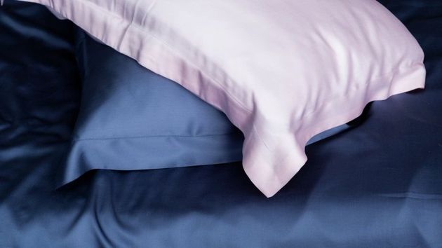 Сатиновое постельное белье — отличный выбор, если вы покупаете натуральное. Как отличить от искусственного?