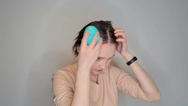 2 SOS-гаджета для волос: средства по уходу работают в 2 раза эффективнее
