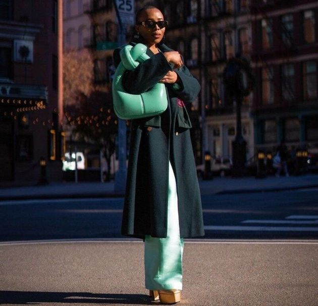 Как одевается девушка, которую модные журналы назвали «иконой стиля в Нью-Йорке»