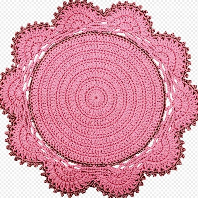Нежно-розовая салфетка крючком. Описание и схема