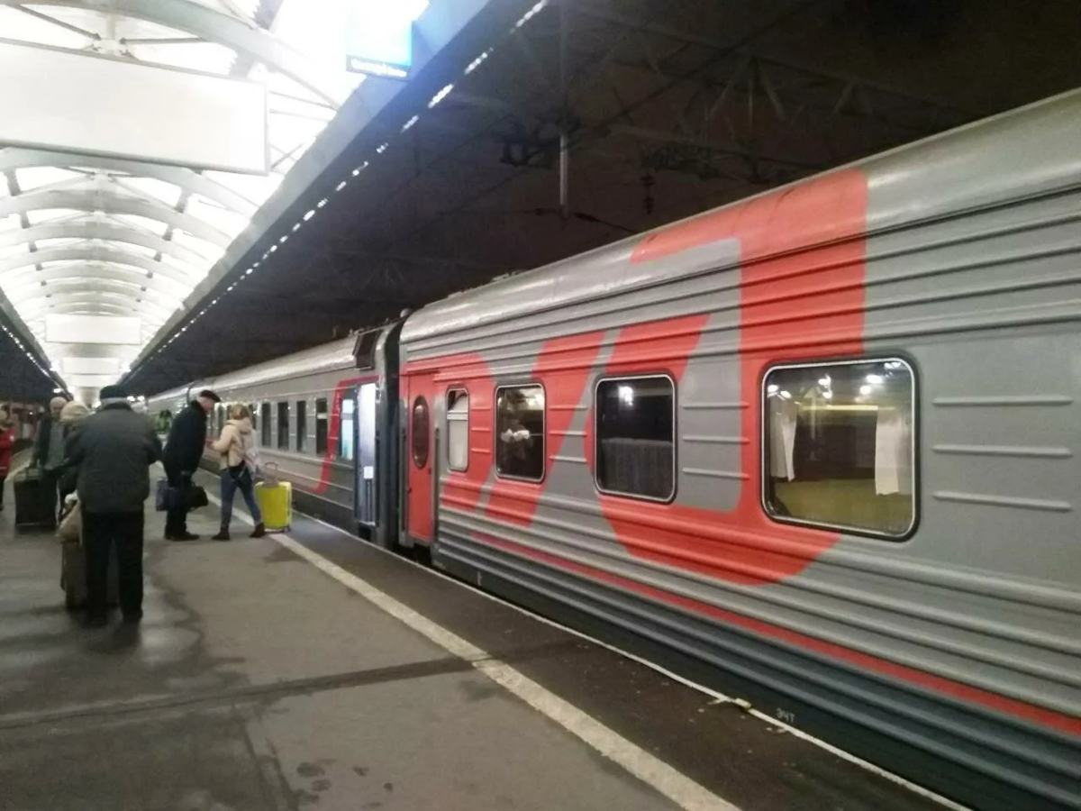 Поезд в дагестан. Поезд Махачкала. Москва Дагестан поезд. Поезда из Дагестана. Поезд Москва Махачкала.