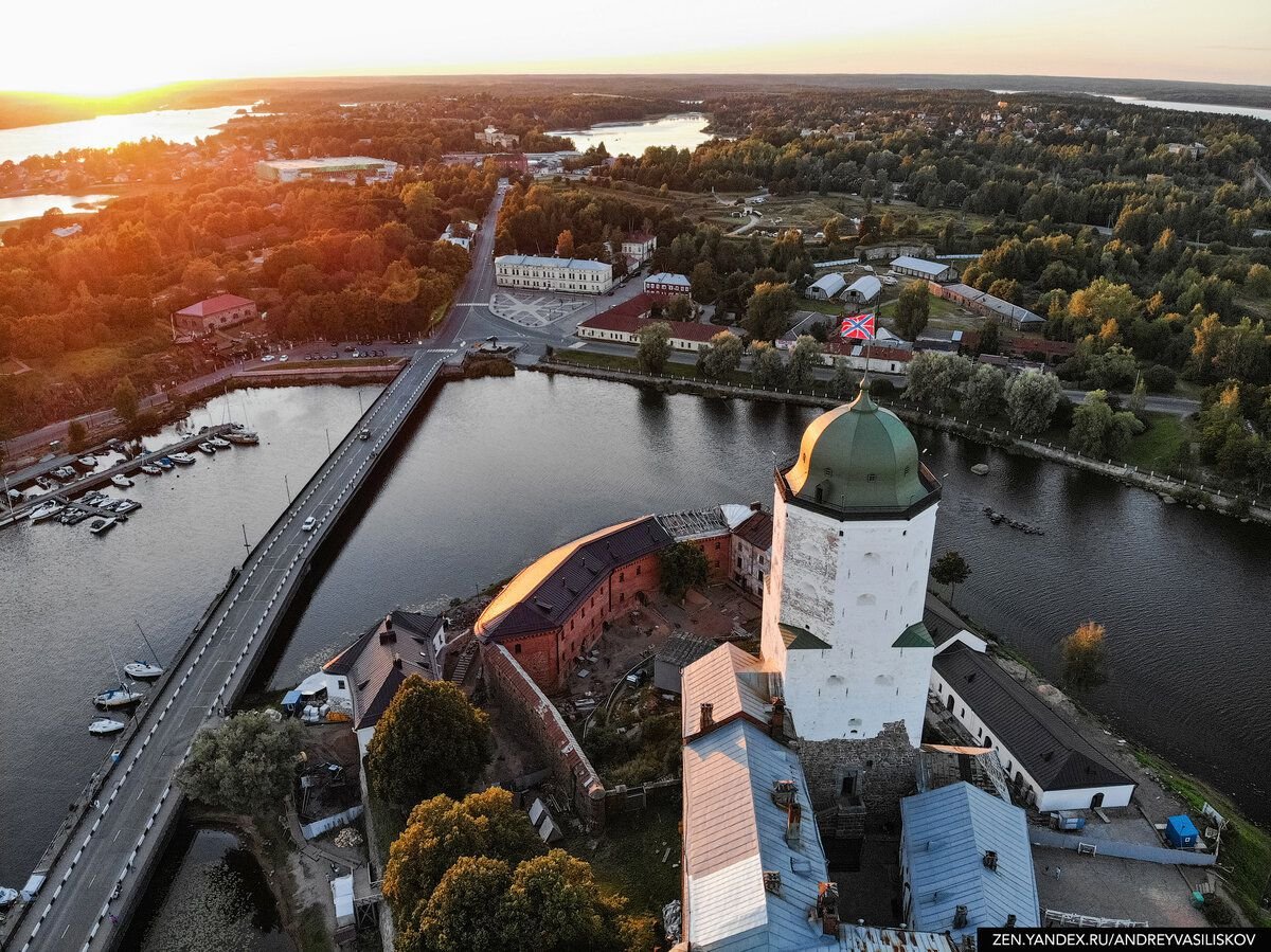 Выборгский замок с высоты птичьего полета