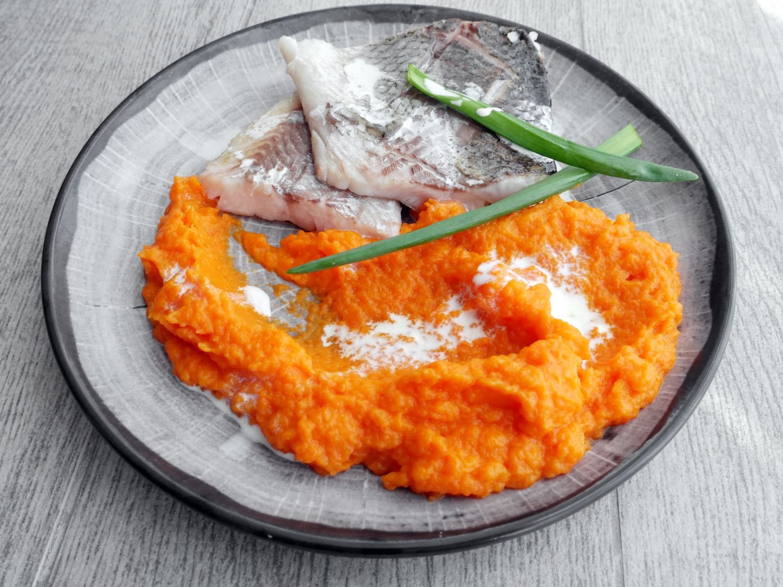 Морковное пюре с рыбой