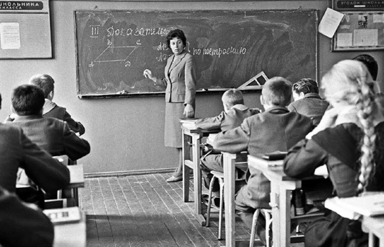 Советские школы почему