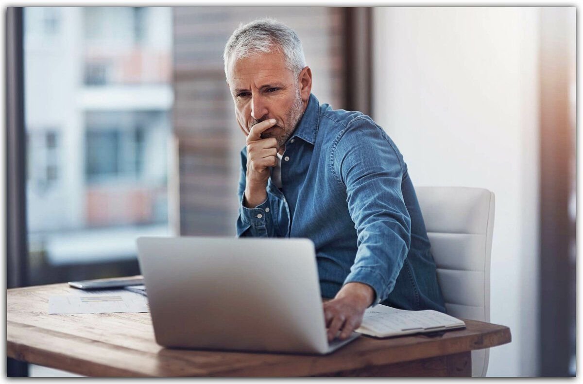 красивые мужчины 50+. мужчина среднего возраста. 50 лет мужчине. мужчина в очках. мужчина средних лет.