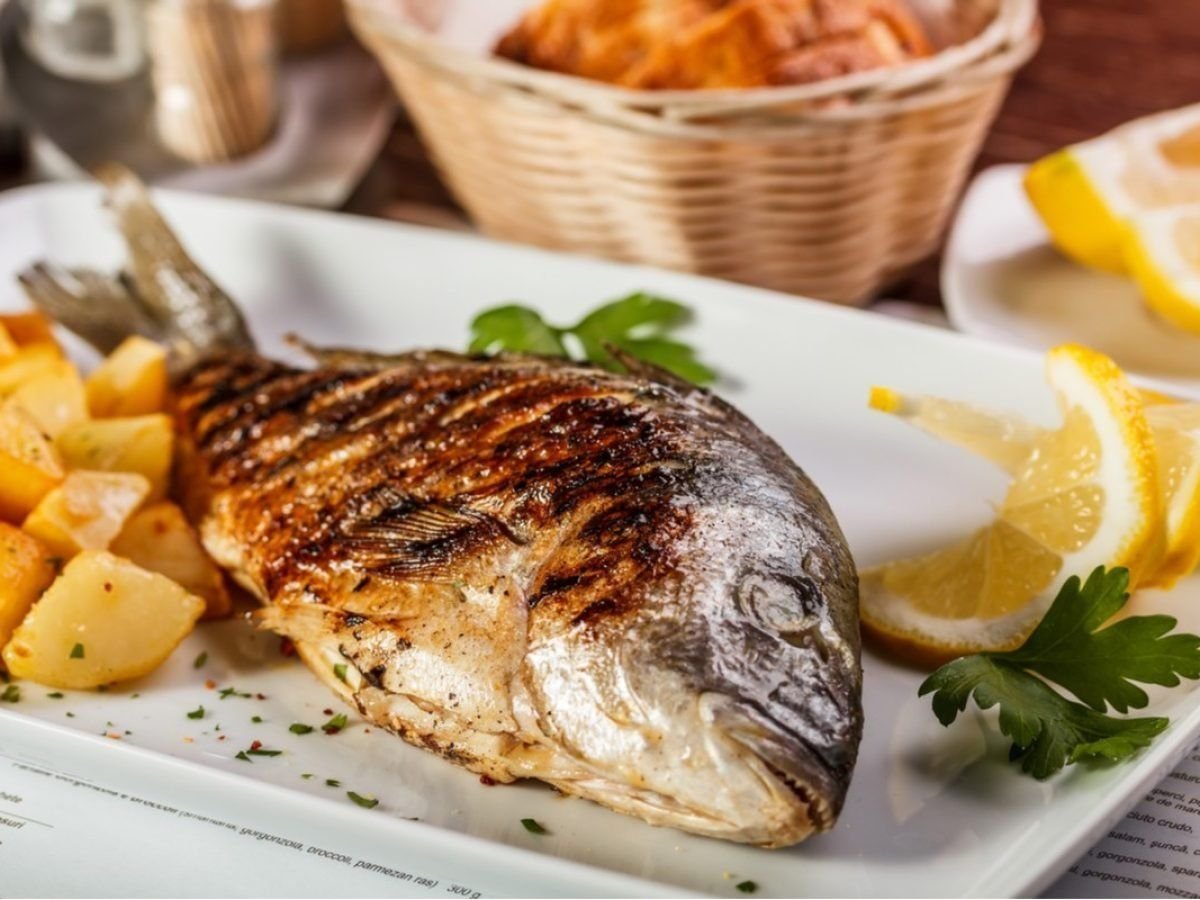 Дорадо на гриле. Рыба дорадо на гриле. Дорадо по-сицилийски. Дорадо по лигурийски