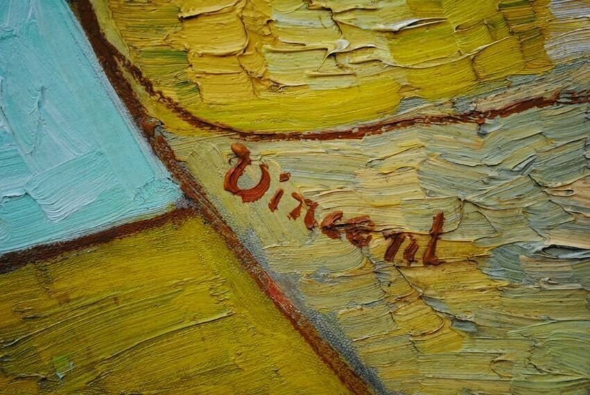 Роспись художника на картине