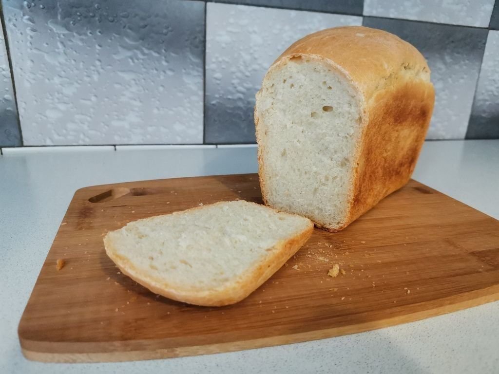 Бабушкин рецепт домашнего хлеба. Бабушкин хлеб. Бабушкин домашний круглый хлеб. Рецепт хлеба Бабушкин. Домашний хлеб печём видео.