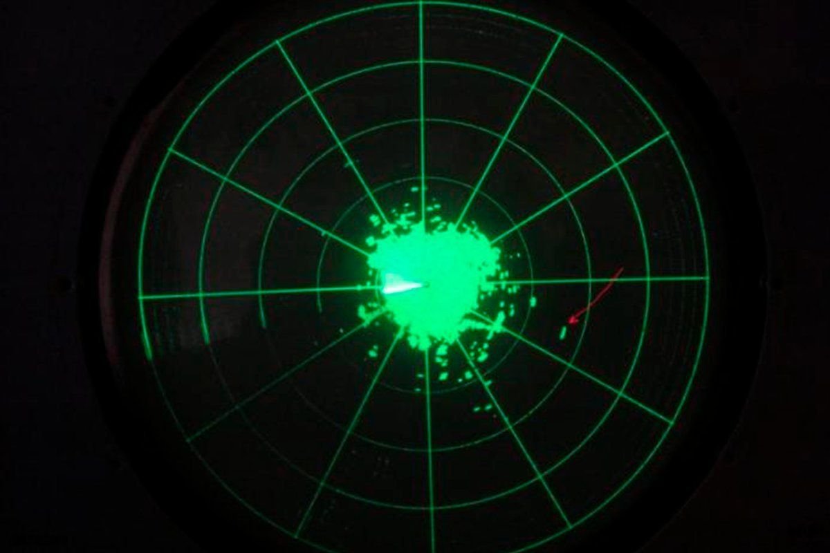 Радар. Экран военного радара. Судовой морской радар (radar). Экран радара. Радар и сонар.