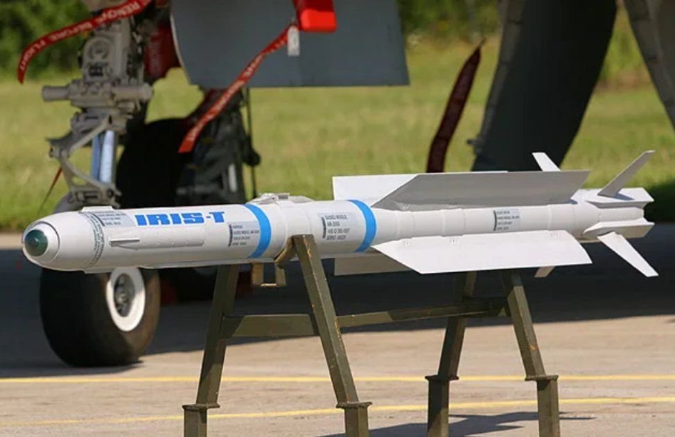 Iris-t slx. Iris-t ракета «воздух-воздух». комплексов пво iris-t slm. пво iris-t. ракета ирис т.