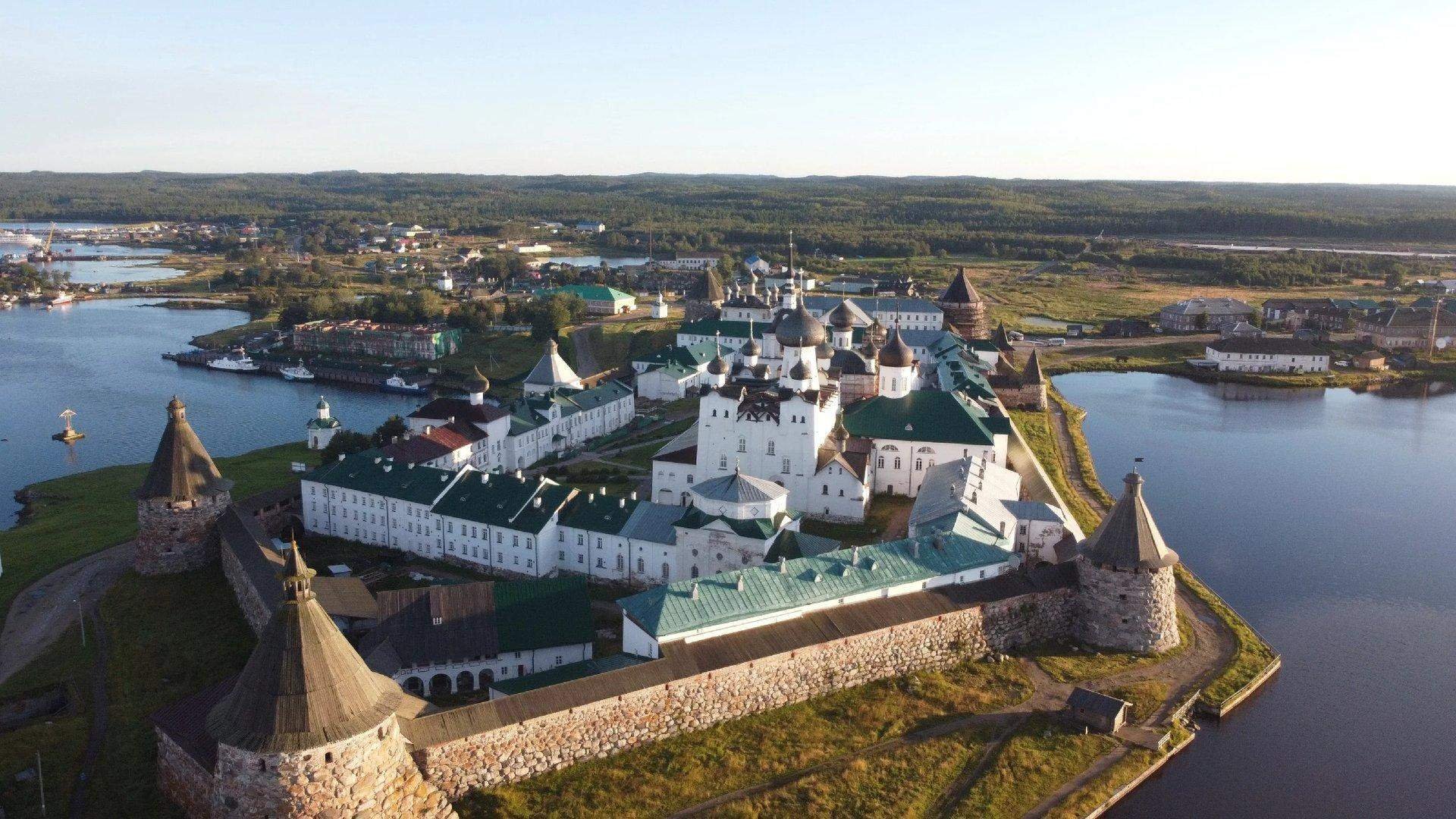 Соловецкий монастырь вид сверху