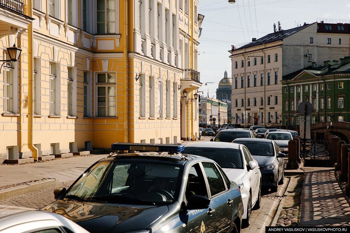 Где живет боярский в петербурге