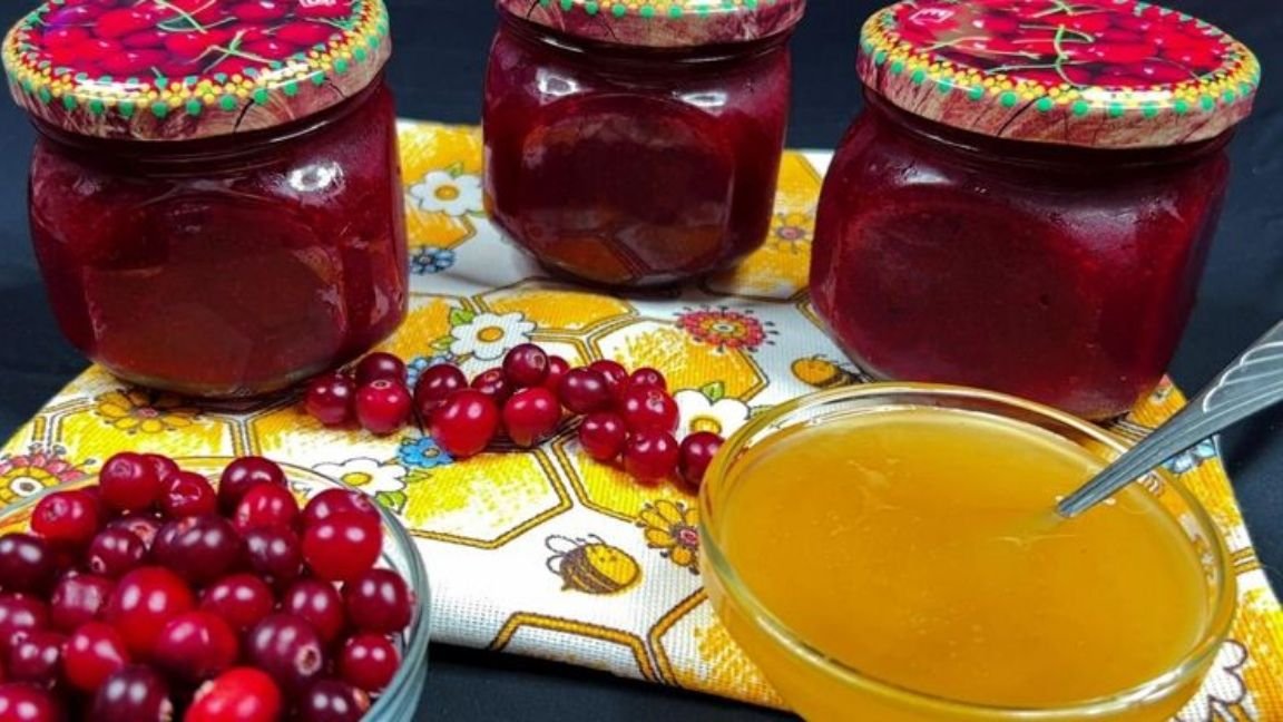 Клюква с медом на зиму