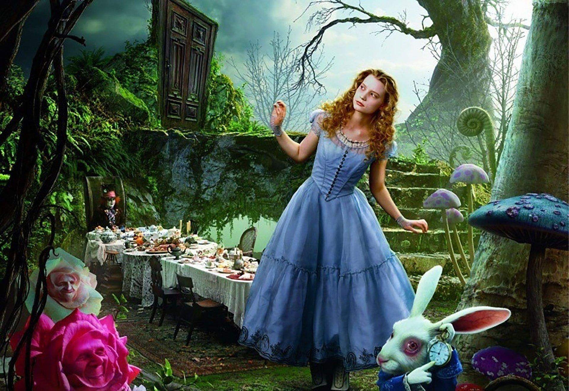В стране чудес слушать по главам. Миа Васиковска Алиса в стране чудес 2010. Алиса тим Бертон. Алиса в стране чудес Бертон. «Алиса в стране чудес» (1864).