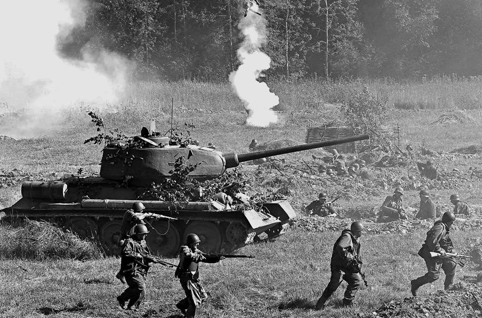 курская битва 1943. 2-й гвардейский танковый корпус. курская дуга бои вторая мировая война. курская дуга 1943 танковое сражение. вторая мировая, 1944г хроника.