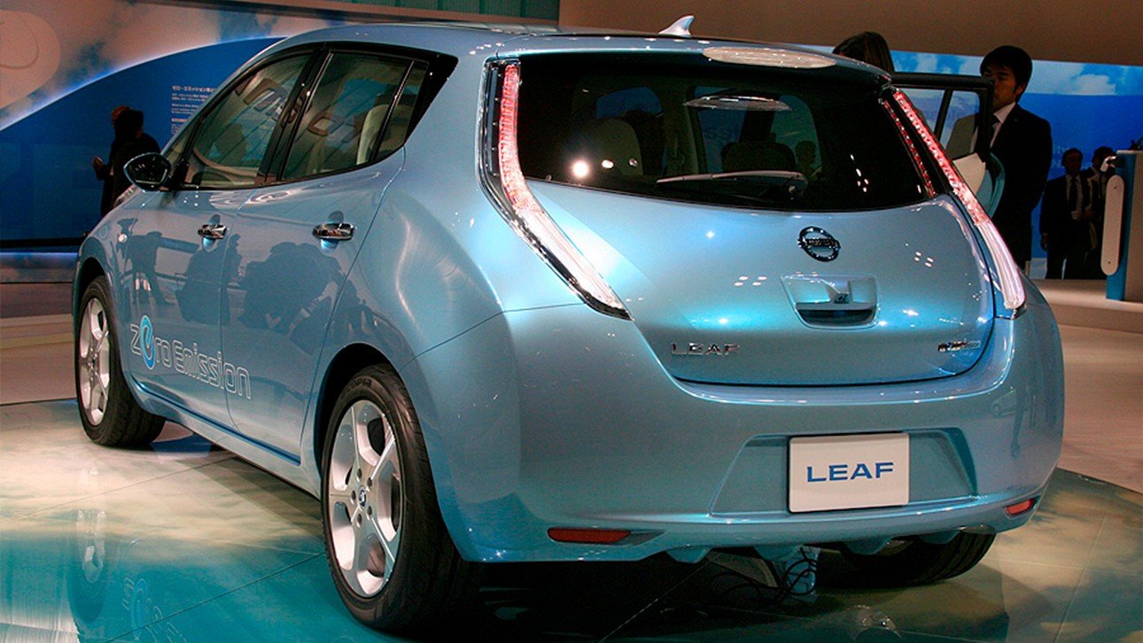 Перепрошивка ниссан лиф nissan leaf на русский язык