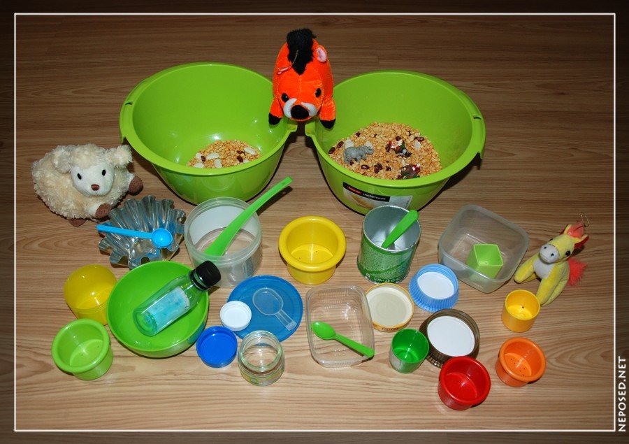 разноцветные предметы. мелкая моторика рук. игрушки развивающие мелкую моторику. моторика рук для детей. игрушки для мелкой моторики.