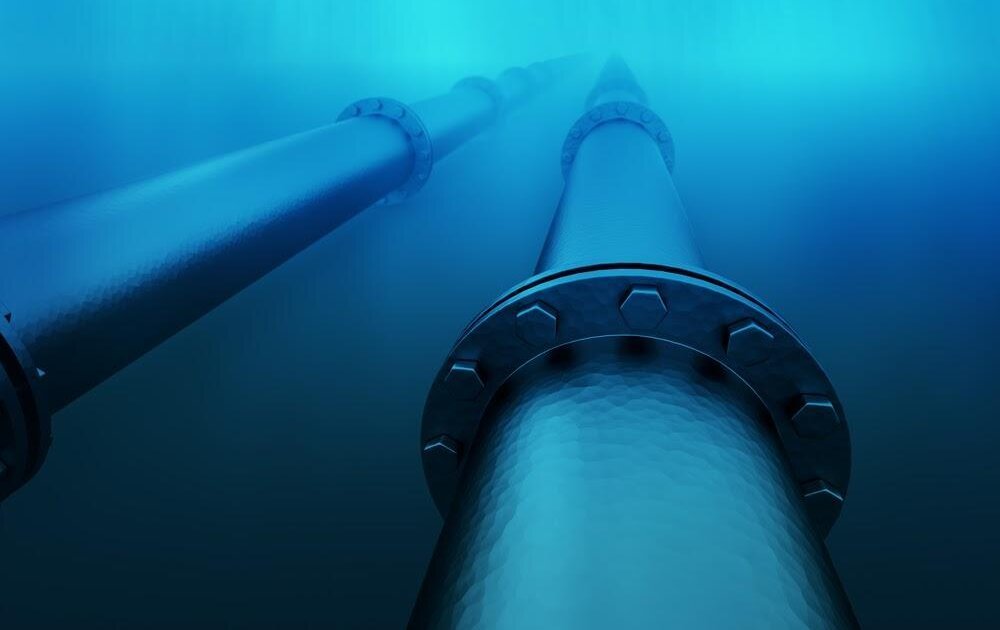 Видео трубы вода. Норд стрим подводный газопровод. Трубопроводный транспорт. Трубопровод под водой. Трубы для магистральных трубопроводов.