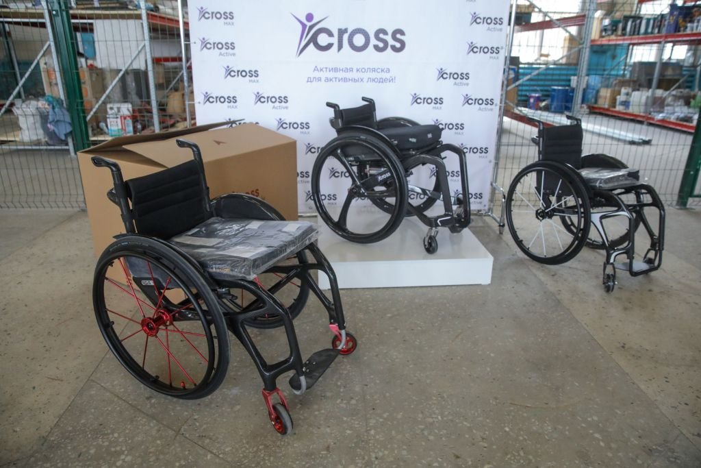 С помощью нацпроекта выпускают сверхлегкие инвалидные коляски в ...