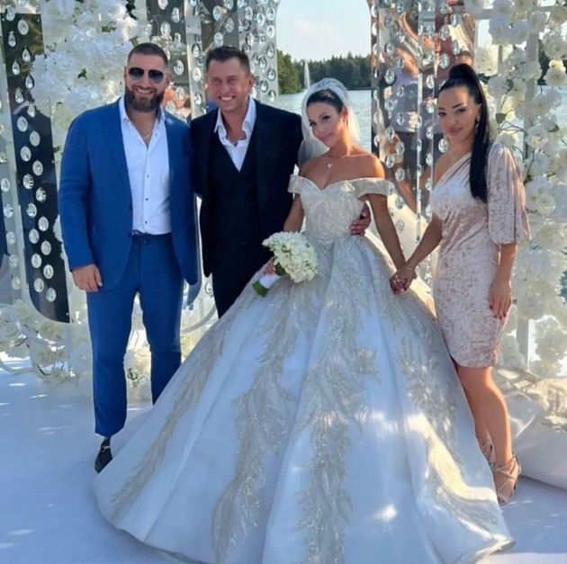 How was the wedding of Pavel Priluchny?  Ksenia Kuznetsova