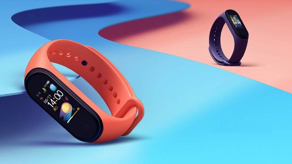 Можно ли разговаривать по фитнес браслету mi band 4