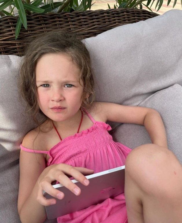 Beauty: Victoria Isakova showed her first-grader daughter Alexei Krasnov
