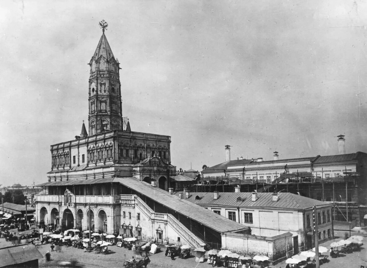 Сухаревой башни. Сухарева башня в Москве. Обсерватория в Сухаревой башне. Сухарева башня (1692-1701). Сухарева башня в Москве при Петре 1.