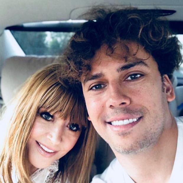 Большая семья Аллы Пугачевой фото Примадонны с мужем