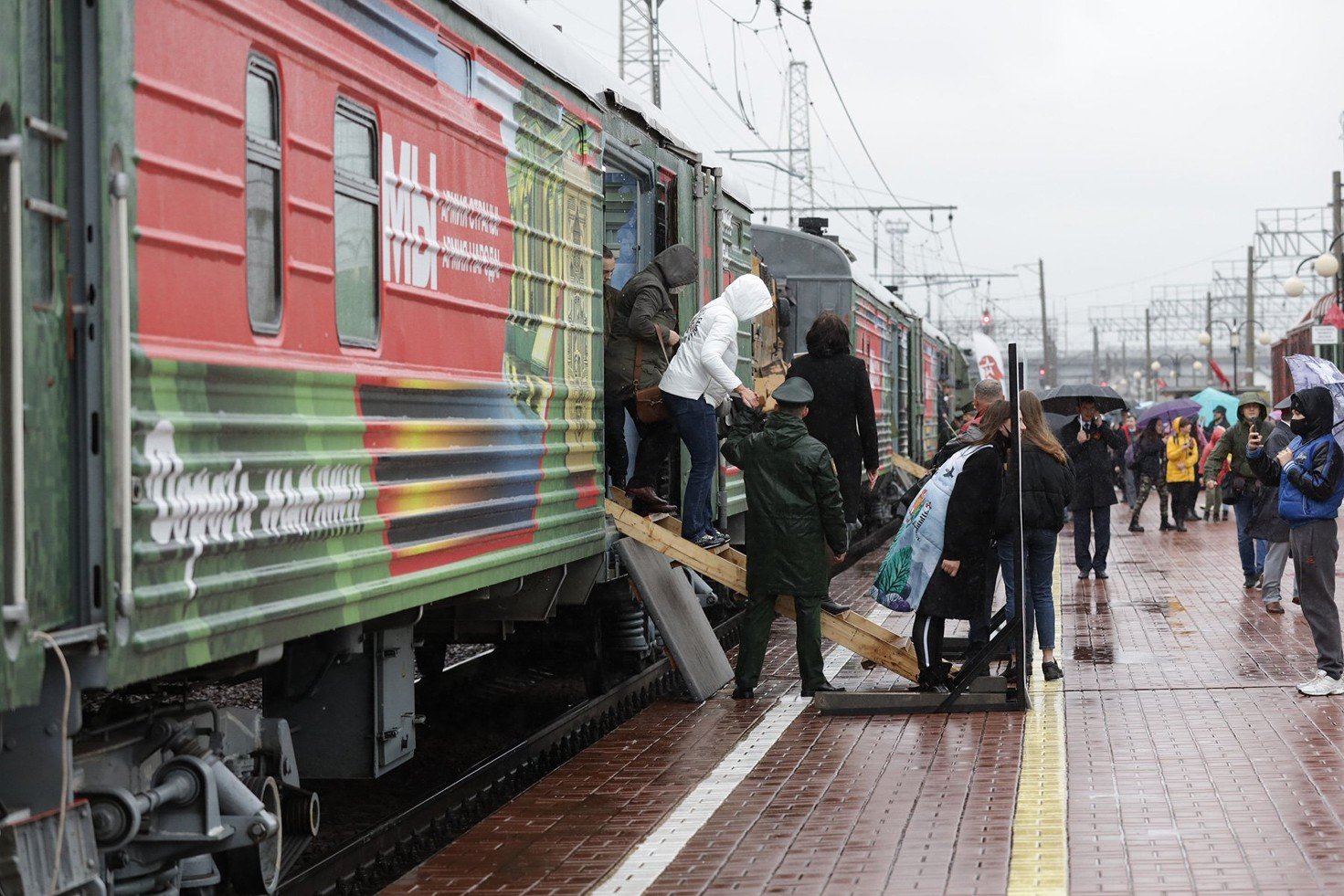 Военный эшелон поезд фото