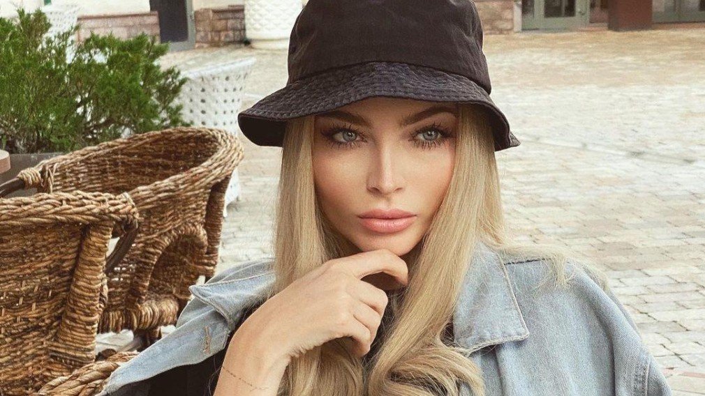 28-летняя Алена Шишкова признала, что дочь рядом с Тимати в большей безопас...