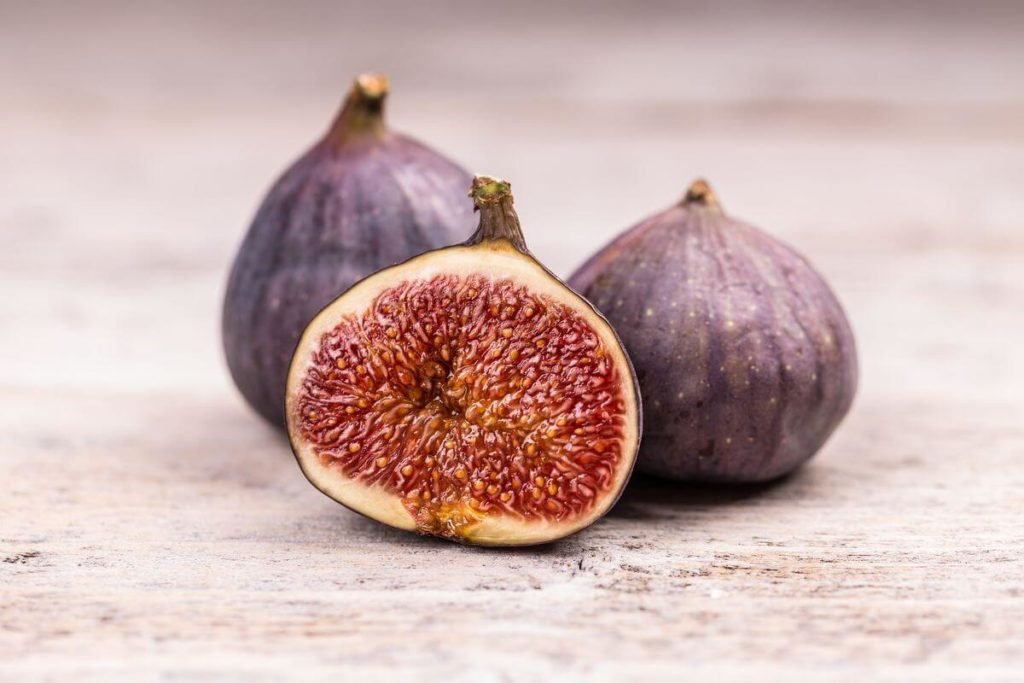 Можно ли детям инжир, с какого возраста, сколько | Дети и Родители ...