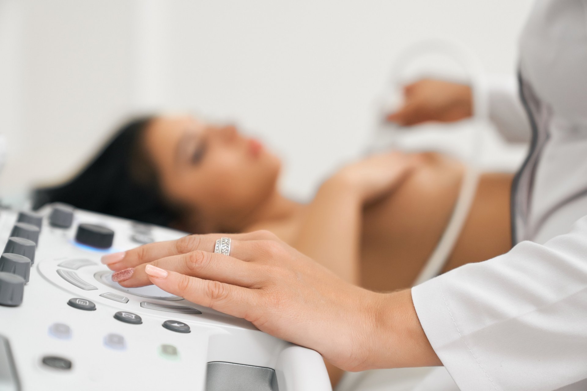 Сделать платное узи. Ультразвуковой диагностики. Breast Ultrasound technique.