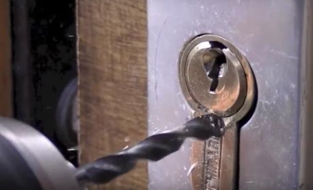 6 рабочих способов, как вытащить сломанный ключ из замка