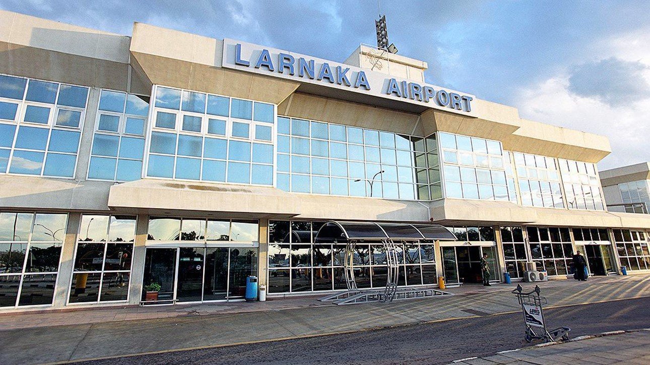 Международный аэропорт ларнака. Ларнака lca. Аэропорт в лимассоле. Аэропорт ларнака кипр. Аэропорт ларнака кипр.