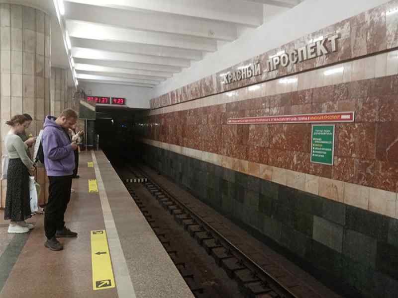 Ивановское метро. Метро Новосибирск. Станции метро Новосибирск. Новосибирский метрополитен. Поезд метро.