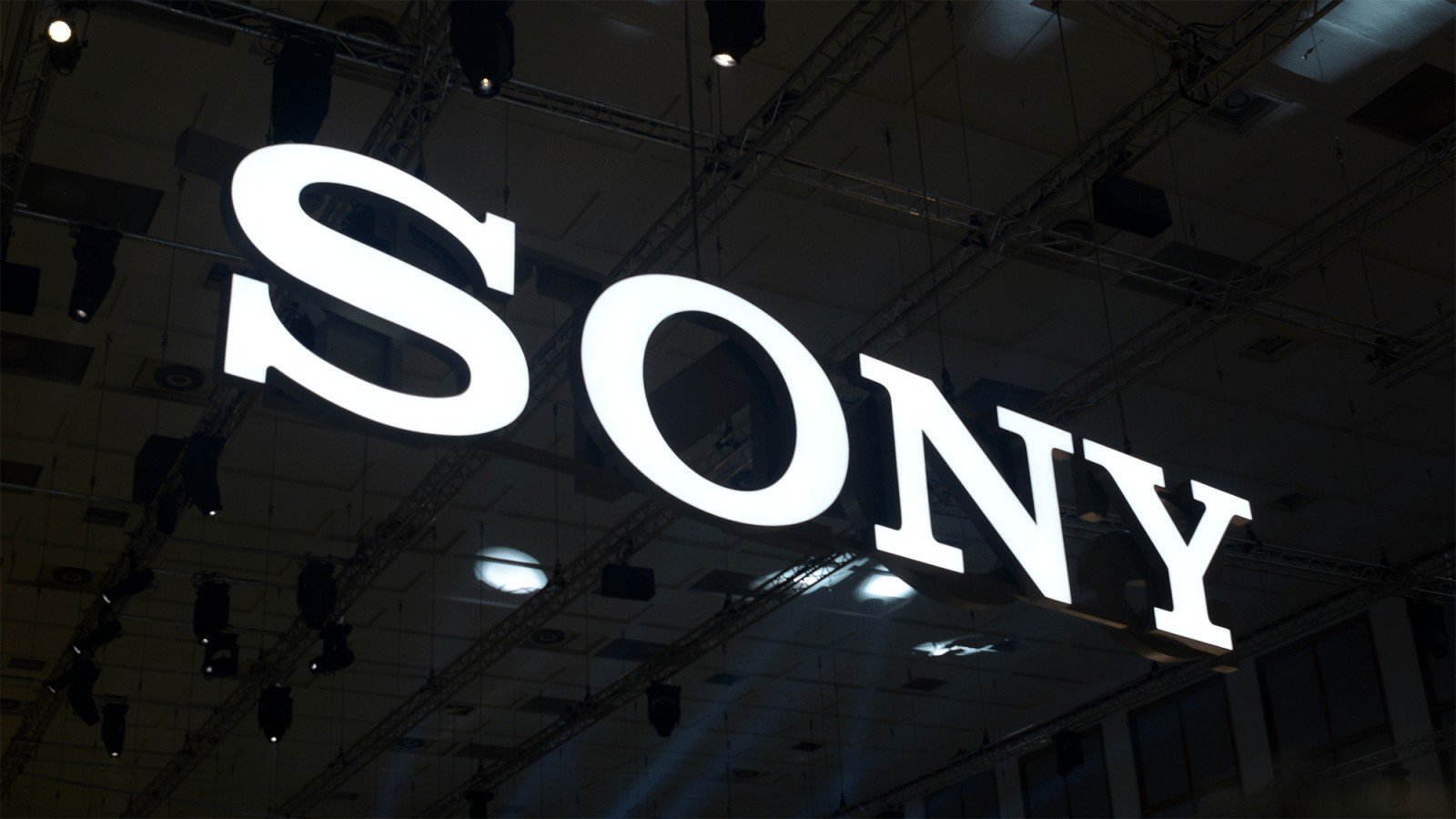 Sony updates. Офис сони. Sony and share. Из какой страны компания сони. Обои Ugepa l69319.