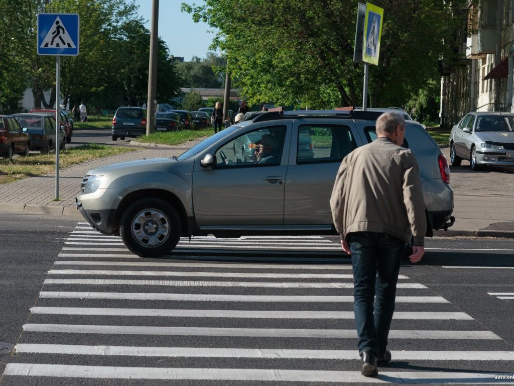 Проснулся на другой стороне кровати