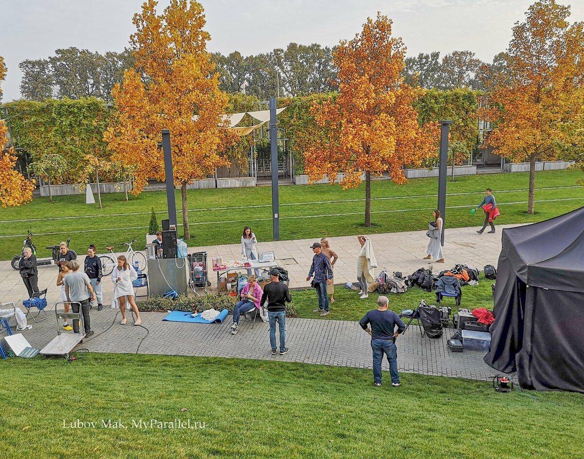 где снимались два холма. 2 холма сериал. два холма сериал съемки. 2 холма снимались в парке галицкого. где снимались два холма.