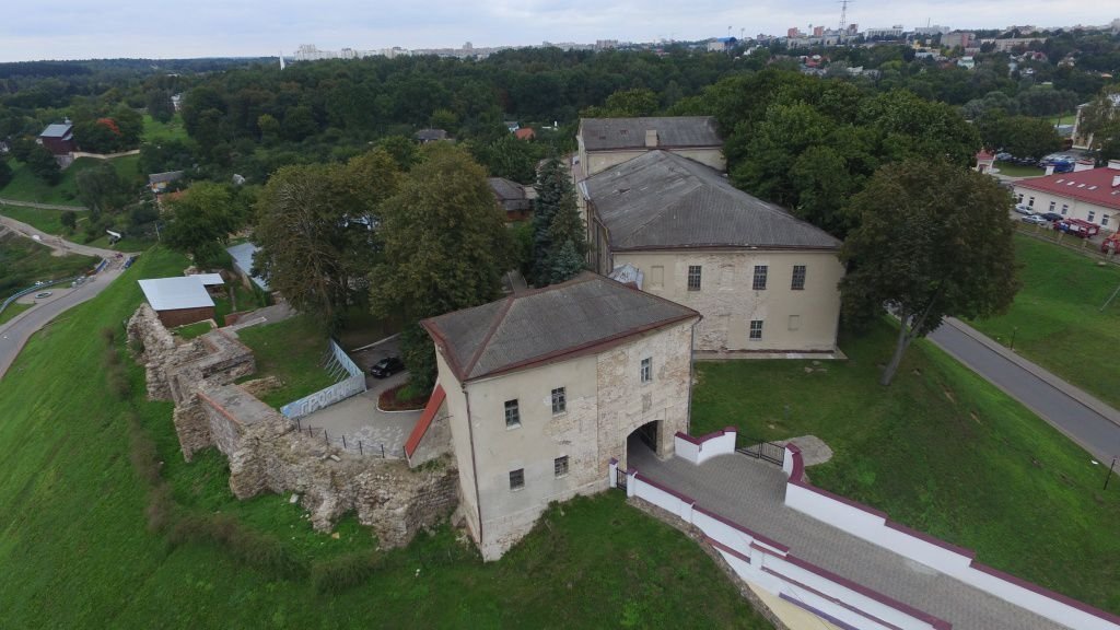 Фото старого замка в гродно