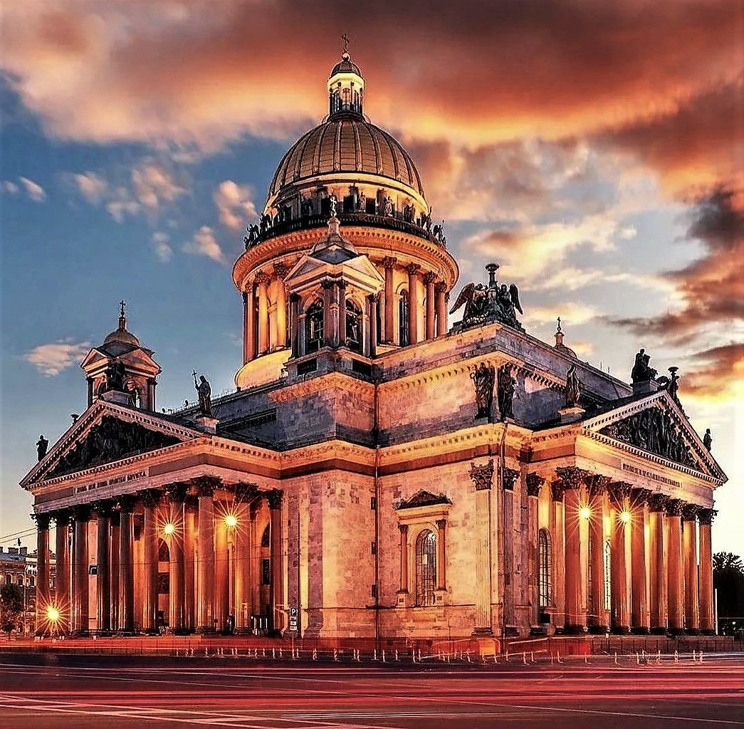 Фото Исаакиевского собора в Санкт-Петербурге