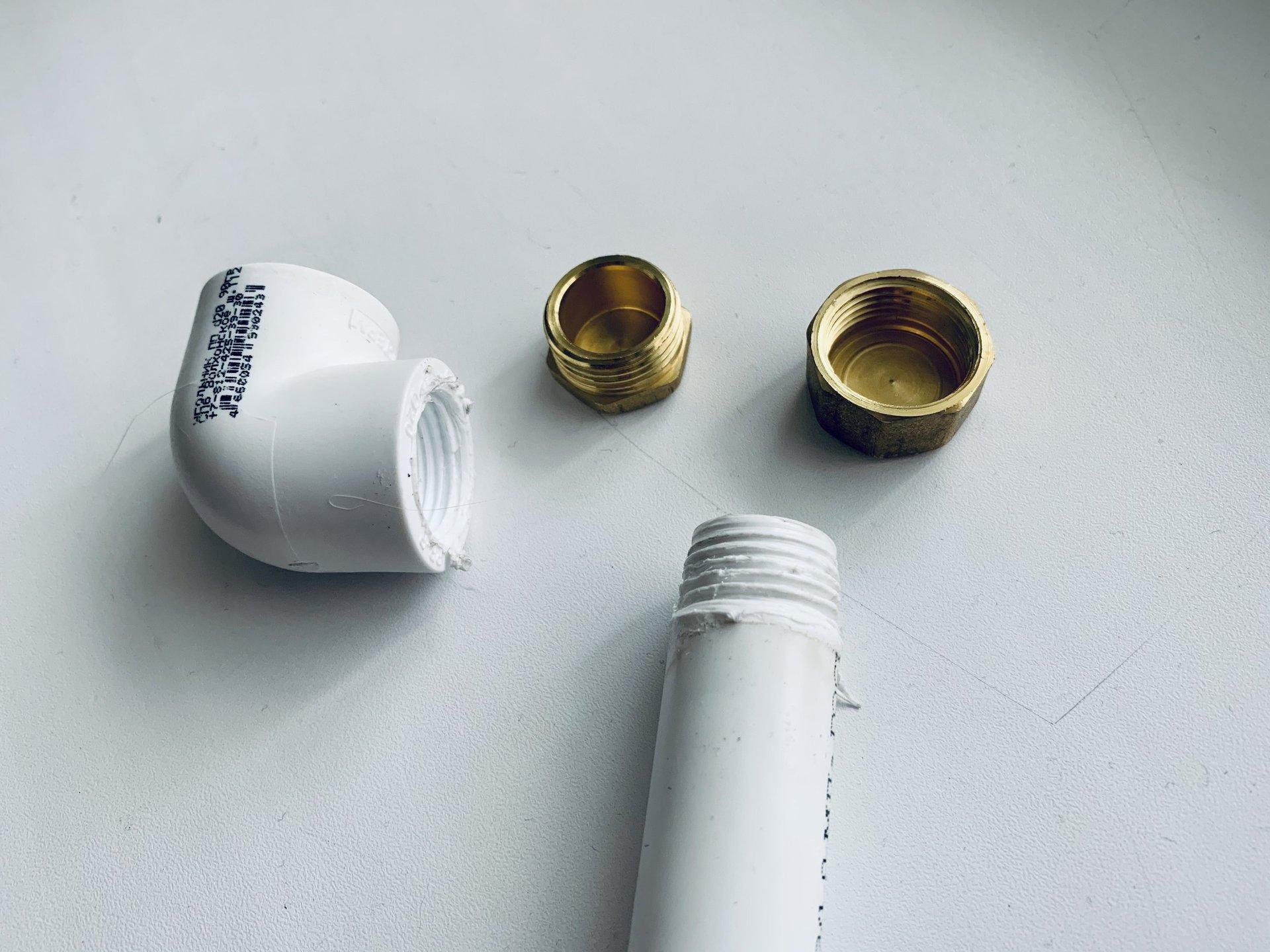 сделать резьбу на полипропиленовой трубе. сделать резьбу на полипропиленовой трубе. сделать резьбу на полипропиленовой трубе. нарезка резьбы сантехника. резьба на полипропиленовых трубах.