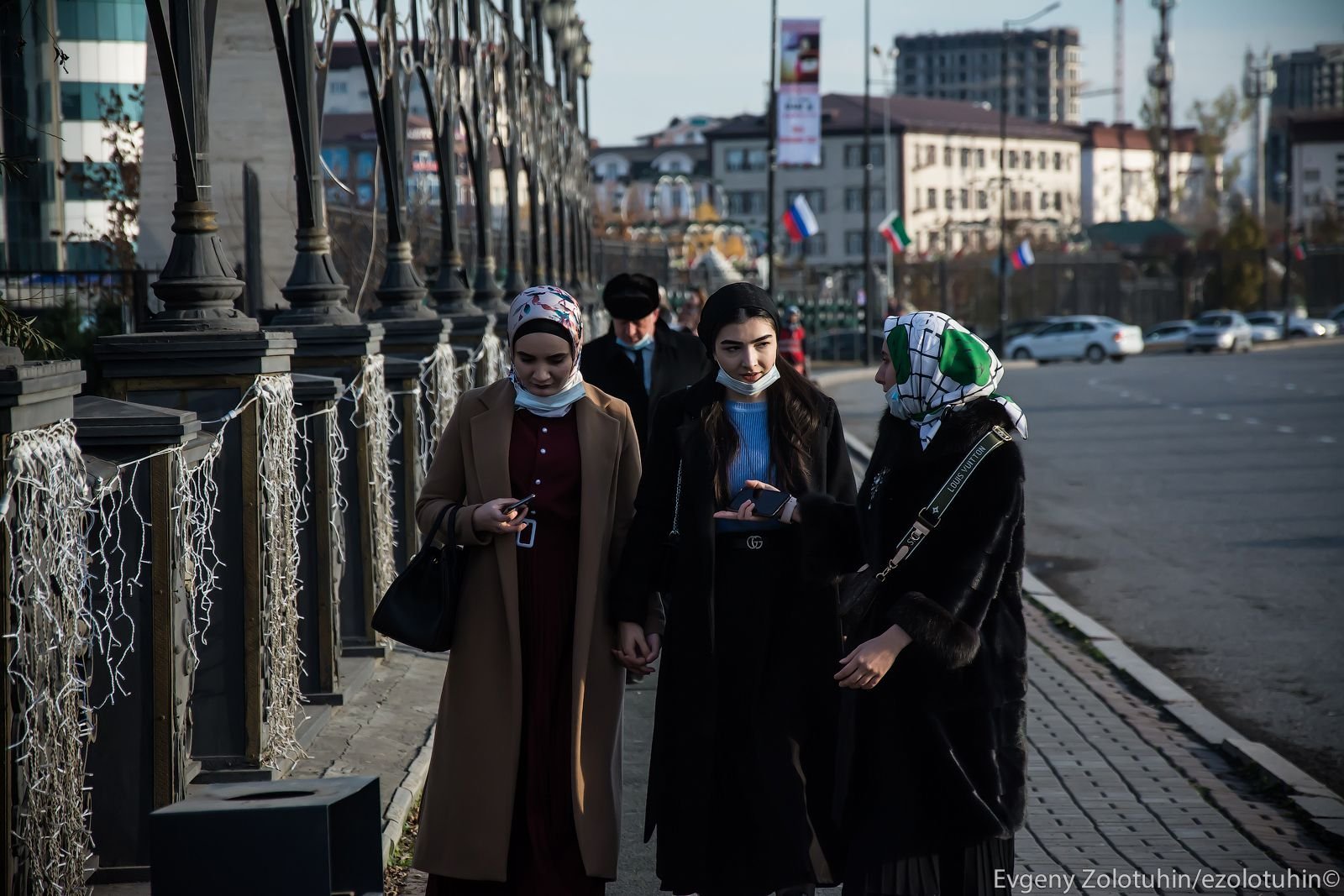 Как одеваются женщины в чечне сегодня фото