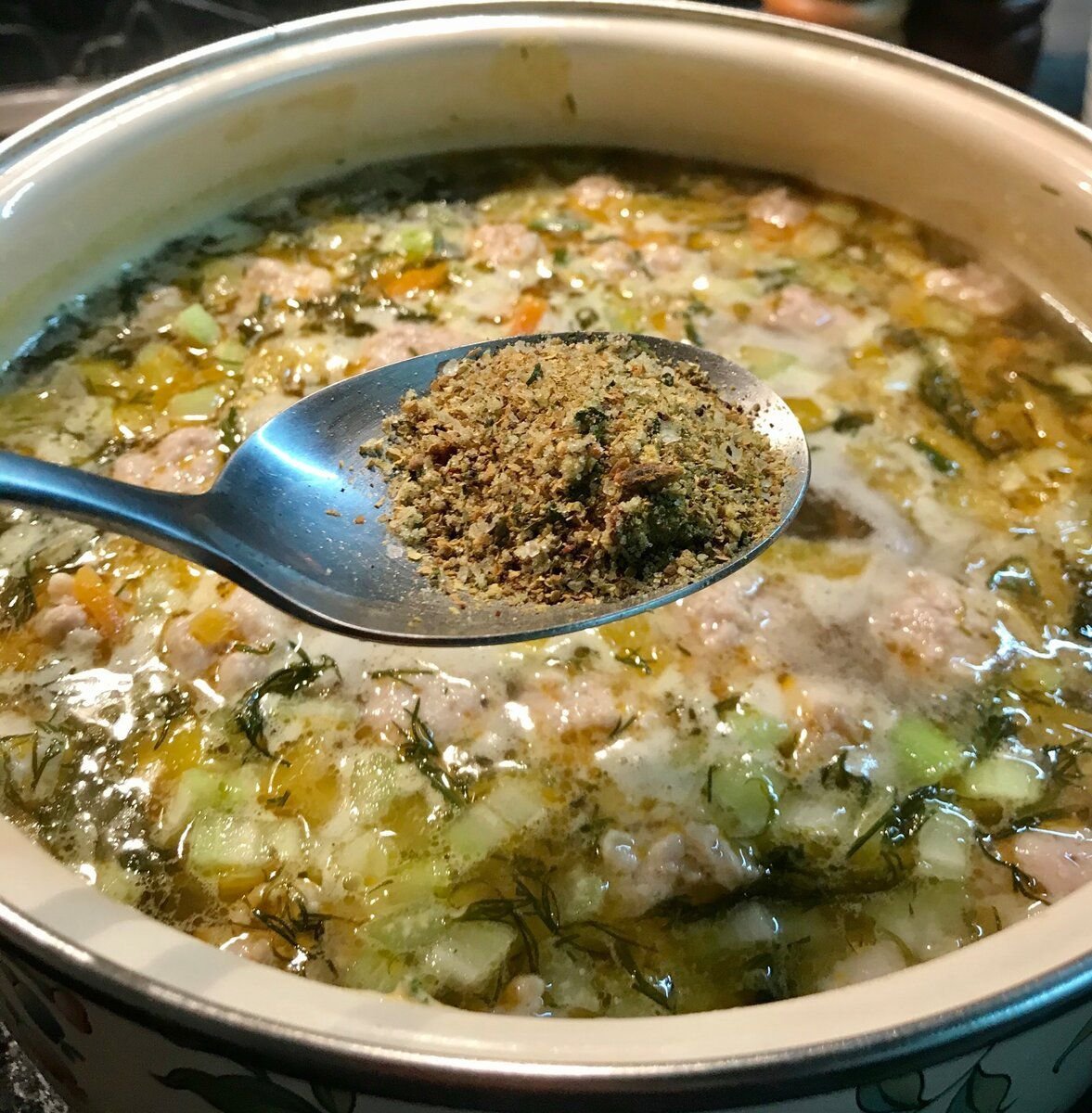 Суп с фрикадельками из куриной грудки