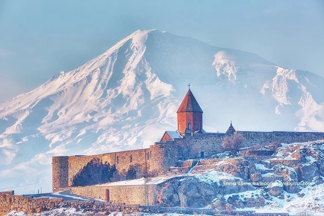 Армения Арарат монастырь хор Вирап
