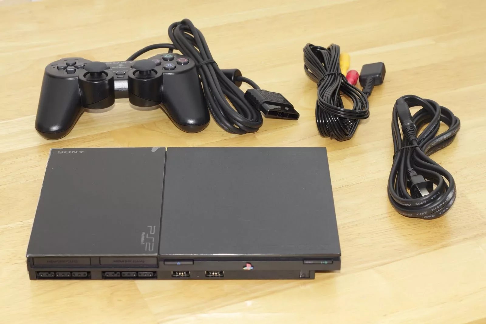 Плейстейшен 2. Sony ps2. Ps2 Slim. Sony PLAYSTATION 2 ps2. Сони ps2 приставка.