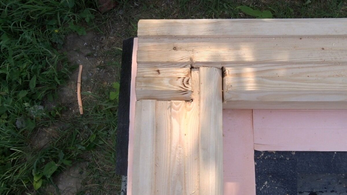 теплый ли теплый угол. шип-паз соединение теплый угол брус 150×200. шип паз крепление бруса 150х150. профилированный брус шип паз 195х145. баня из бруса 150 на 150 теплый угол.