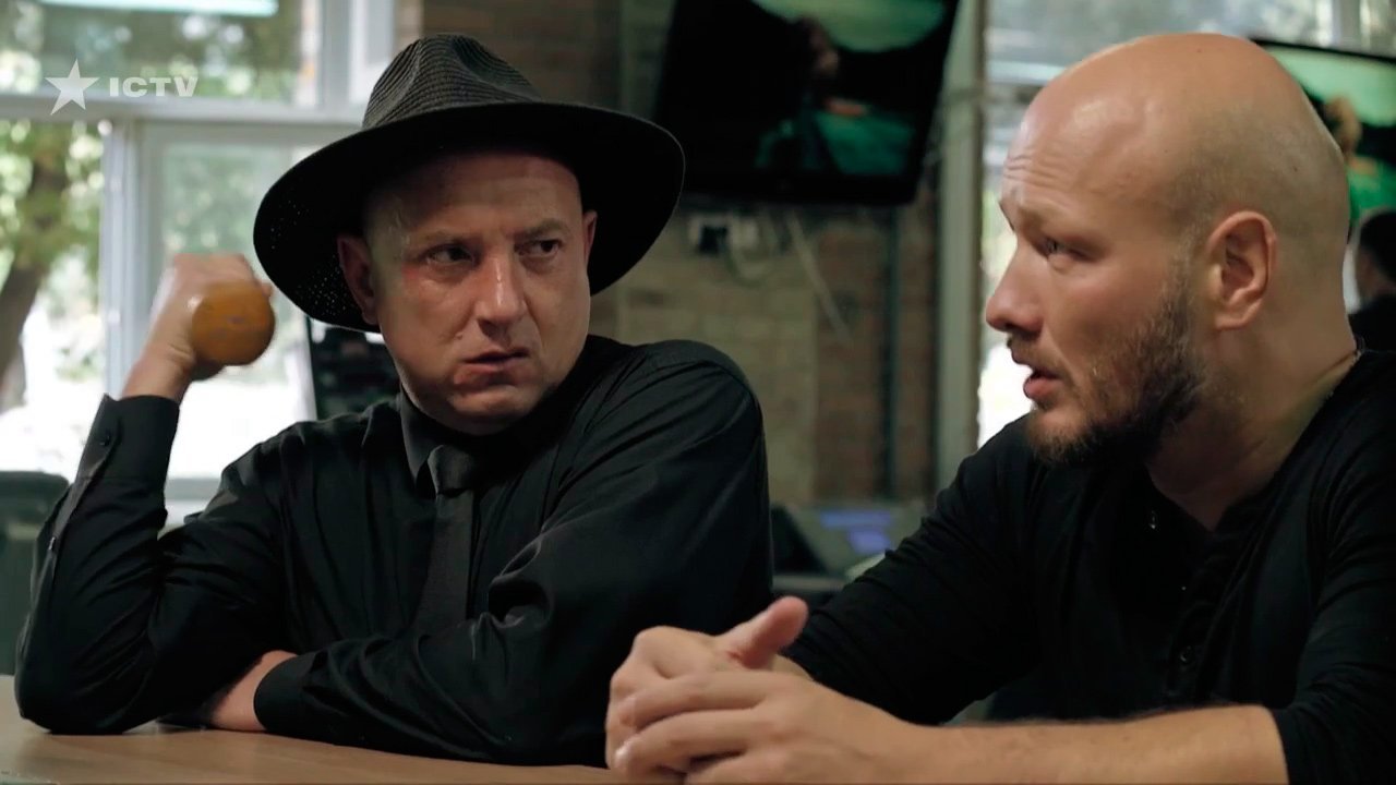 Сериал пес картина маслом