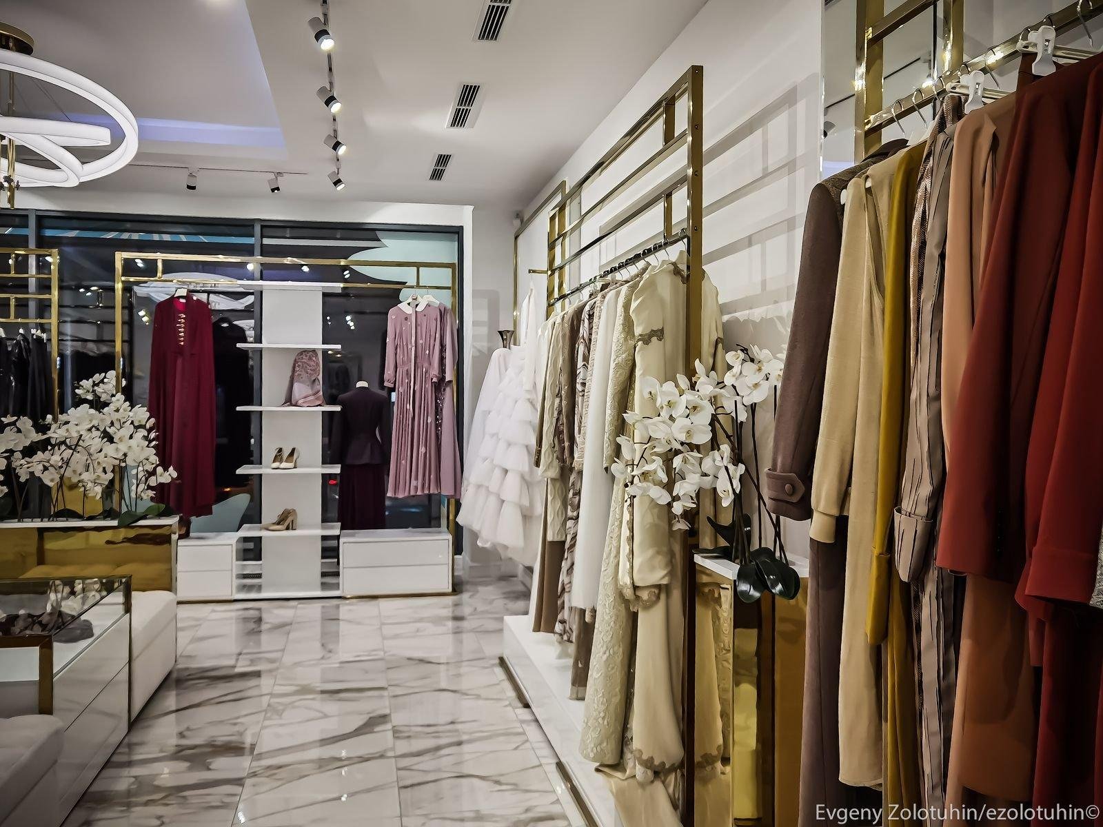 Где одевается Рамзан Кадыров. Репортаж из дома моды Айшат Кадыровой 