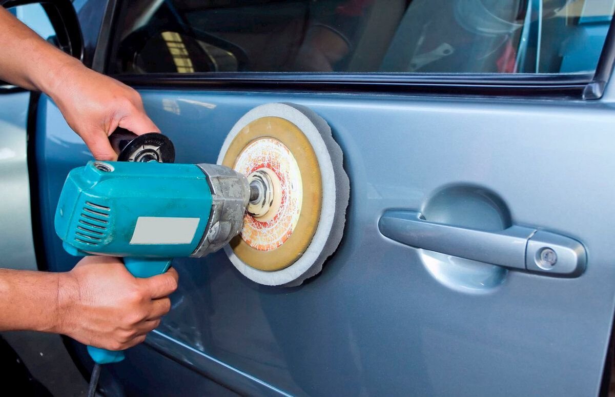 После покраски желательно отполировать ремонтируемое место (или же элемент кузова полностью).