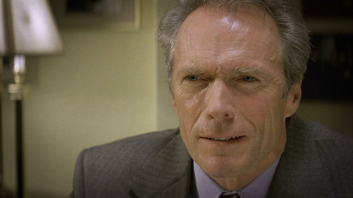 Во имя отца. Клинт Иствуд 1993. In the line of Fire 1993. На линии огня фильм 1993. Clint Eastwood John Malkovich.